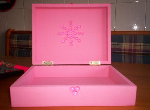 [Cx.Rosa com Boneca 3[1].jpg]